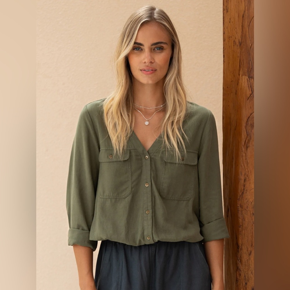 Nomad the Label Yves Cargo Top Olive US 2 NWT